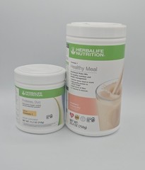 HERBALIFE NUTRITION Strawberry Cheescake Formula 1 Shake Mix 26.4 oz & Prolessa